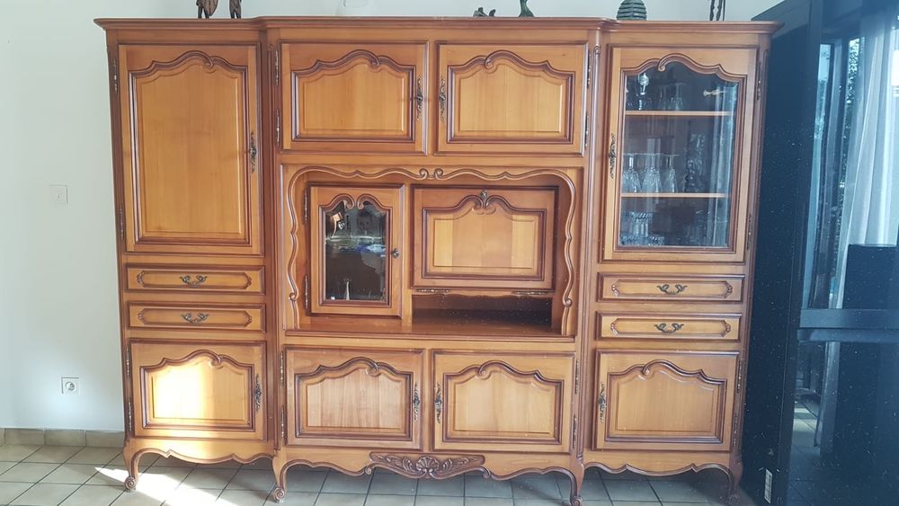 ensemble de meubles de salle � manger bois merisier 290 Villaz (74)