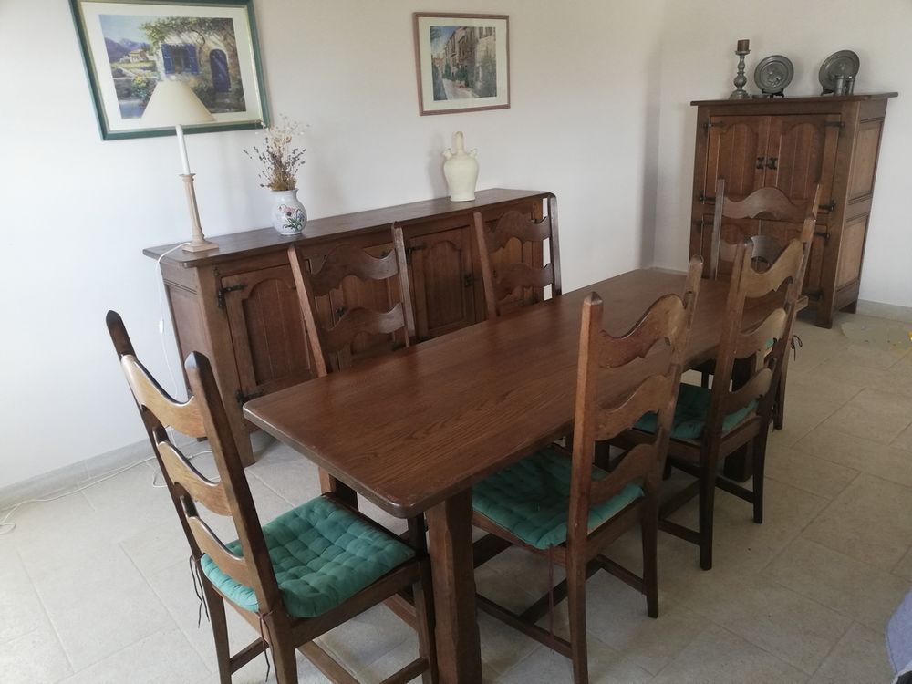  Ensemble de meubles de salle � manger de style rustique 0 Ansouis (84)