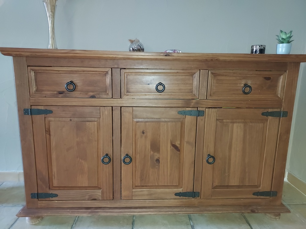 Ensemble meubles sallon bois massif 350 Hy�res (83)