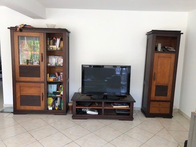 Ensemble meubles salons en v�ritable TEK 0 Vernou-la-Celle-sur-Seine (77)