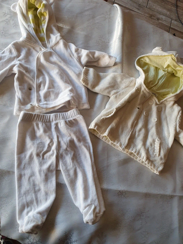 Ensemble 3 mois blanc ? kitchoun 6 Aubvillers (80)