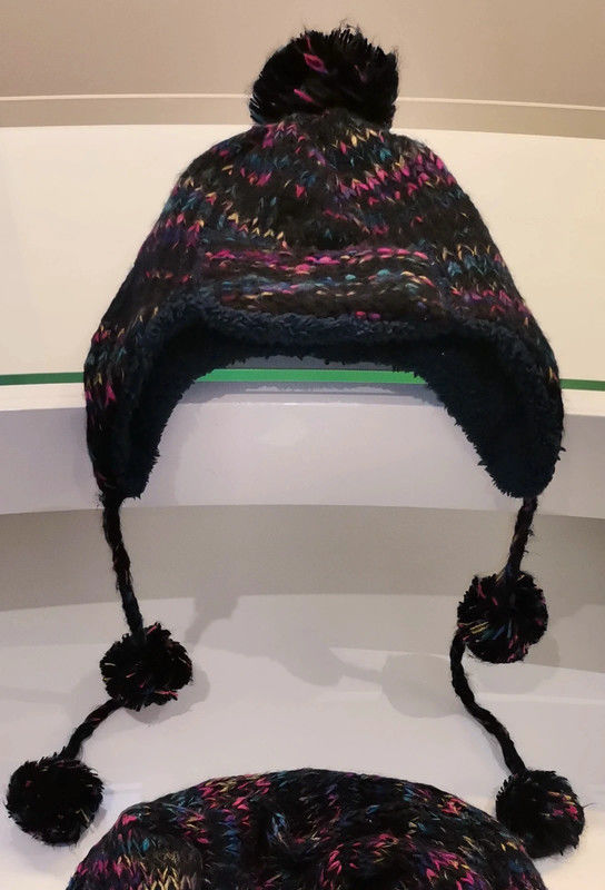 Ensemble neuf bonnet et �charpe Clockhouse 100% acrylique
15 Paris 15 (75)