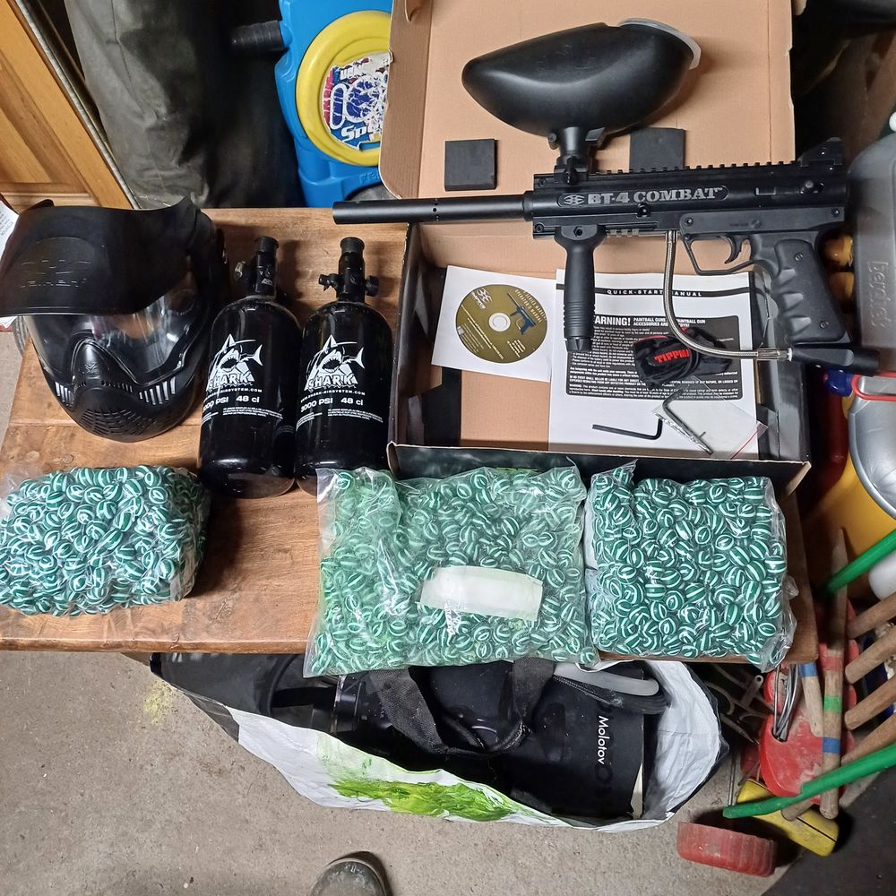 ENSEMBLE PAINT BALL
BT 24 COMBAT 110 Hauville (27)