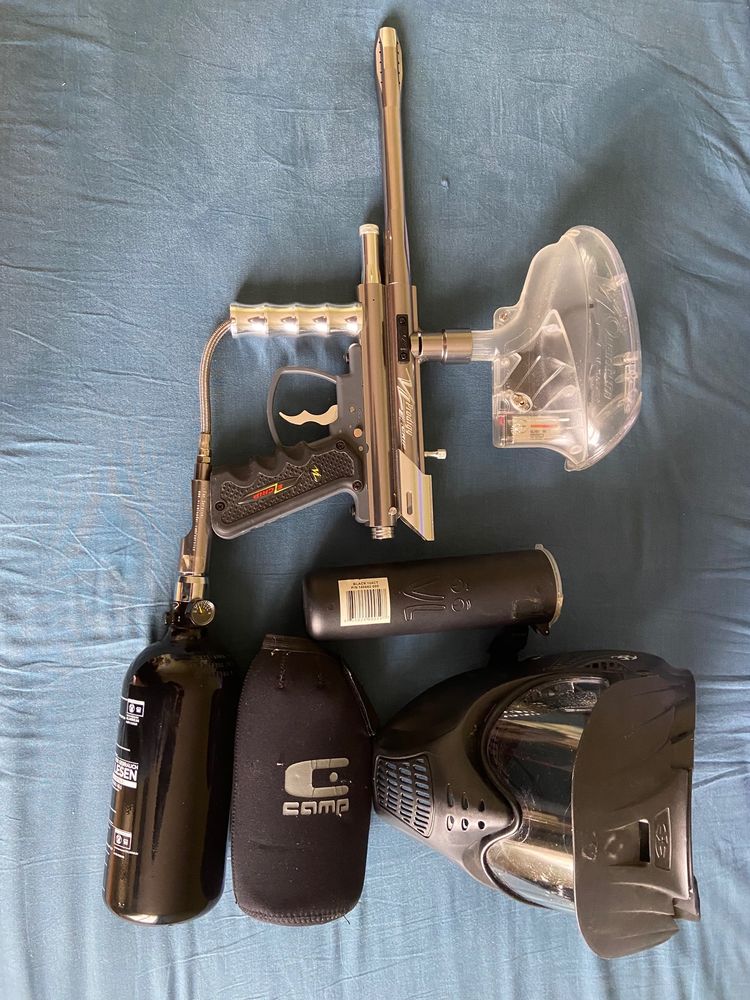 Ensemble de paintball
120 Sury-�s-Bois (18)