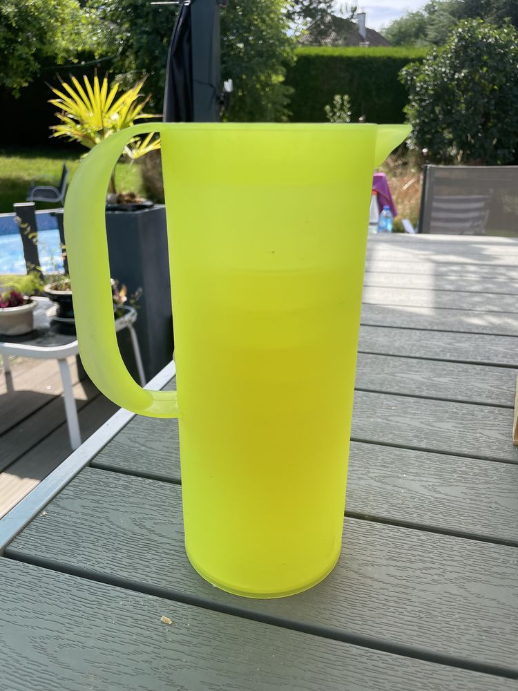 Ensemble Pichet et verres plastique 3 Roche-la-Moli�re (42)