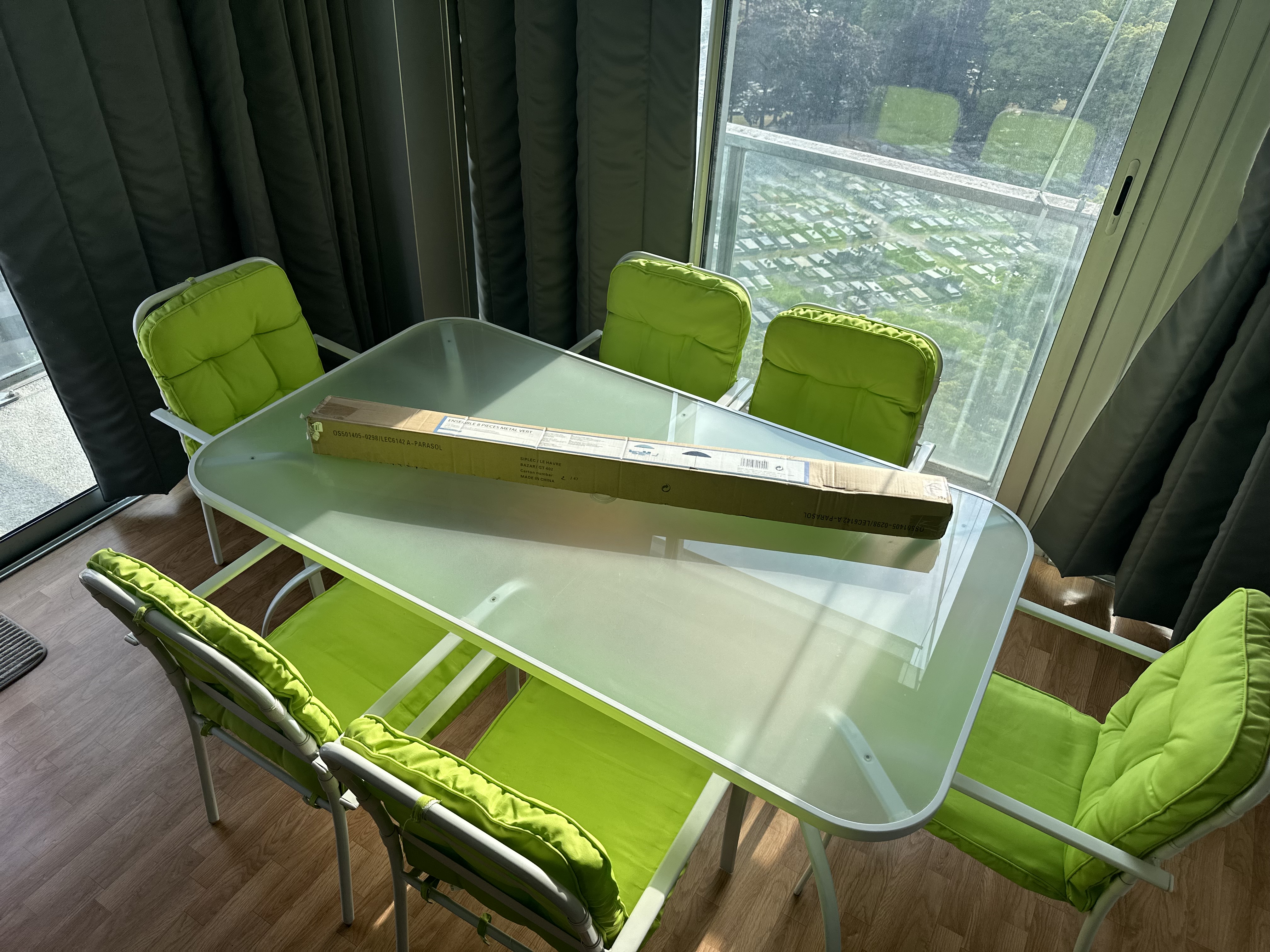 je Ensemble 8 pi�ces m�tal vert jardin 250 Paris 17 (75)