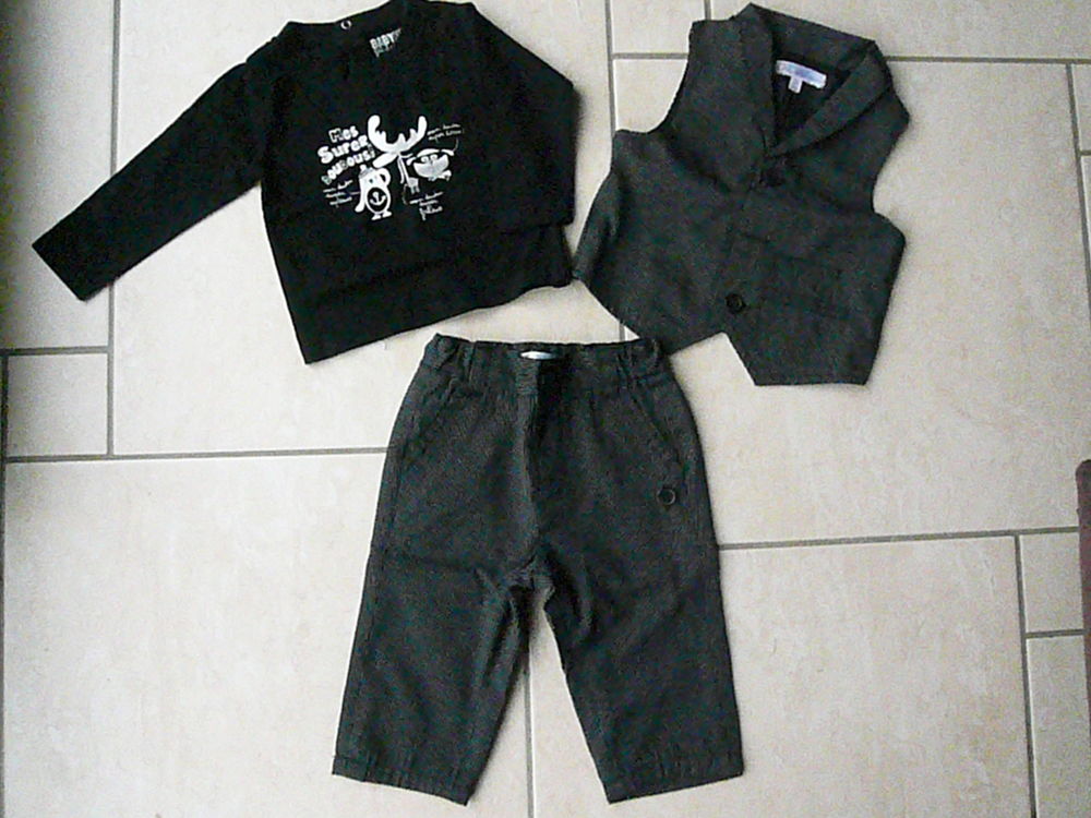 Ensemble 3 pi�ces 6 mois (n�12) 10 Franqueville-Saint-Pierre (76)