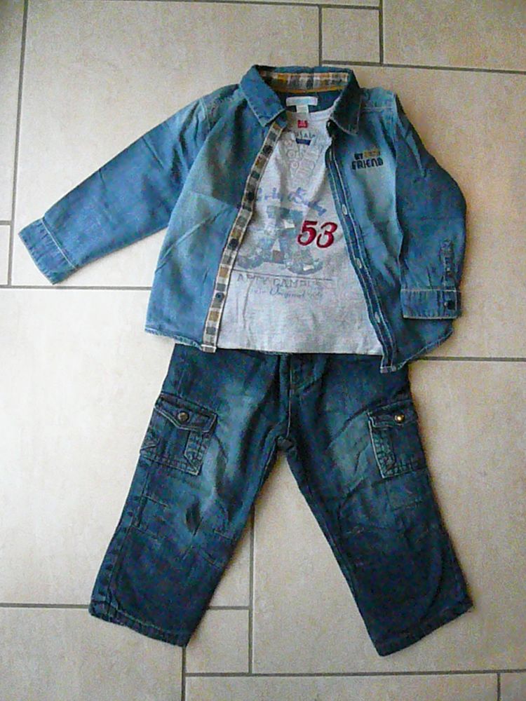 Ensemble 3 pi�ces 24 mois (n�9) 13 Franqueville-Saint-Pierre (76)