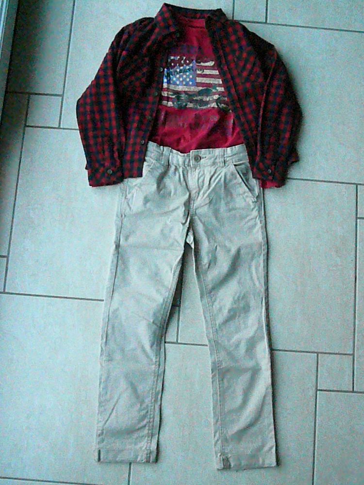 Ensemble 3 pi�ces 8 ans (n�22) 13 Franqueville-Saint-Pierre (76)