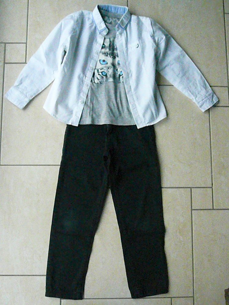 Ensemble 3 pi�ces 8 ans (n�55) 14 Franqueville-Saint-Pierre (76)