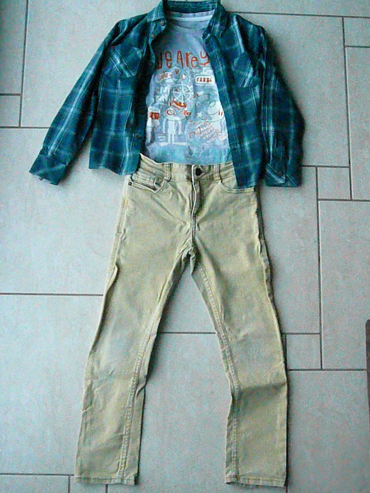 Ensemble 3 pi�ces 8 ans (n�57) 13 Franqueville-Saint-Pierre (76)