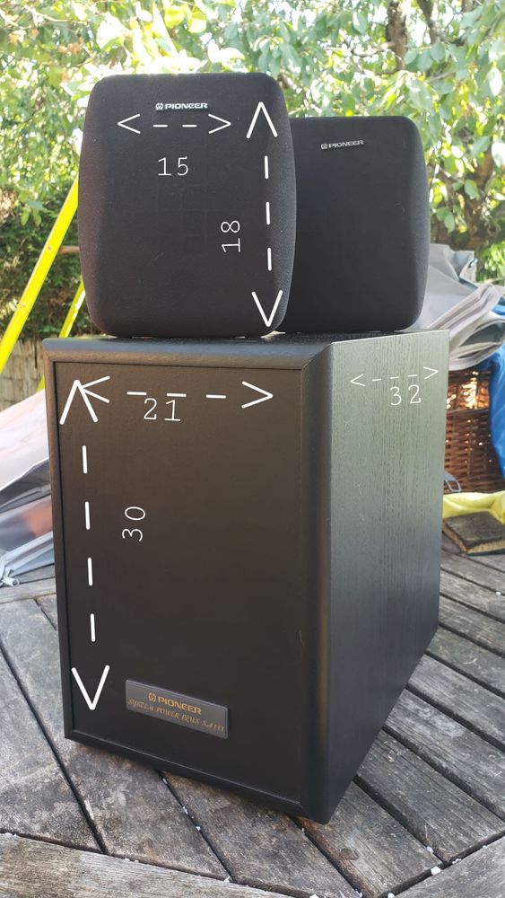 Ensemble PIONNER caisson basses SW11 +2 enceintes satellites 30 Pontault-Combault (77)