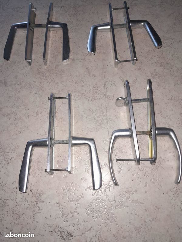 ensemble 4 poign�es 15 Enghien-les-Bains (95)