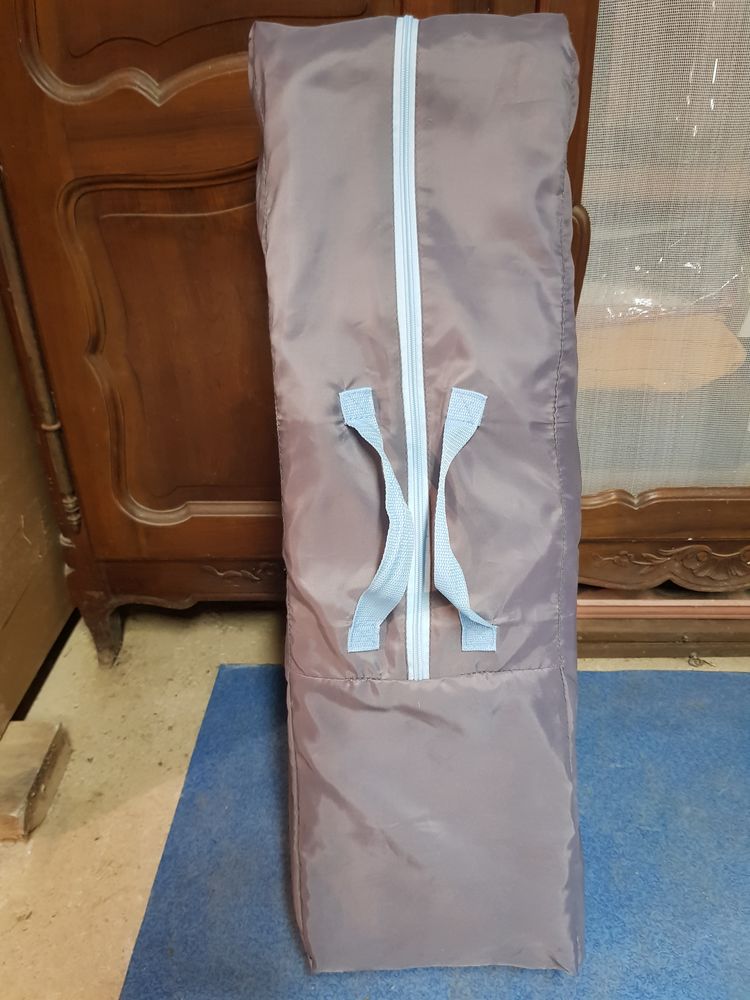 ensemble pour enfant 45 Tourrette-Levens (06)