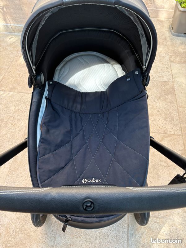 Ensemble poussette CYBEX PLATINIUM PRIAM 750 Sainte-Anastasie-sur-Issole (83)