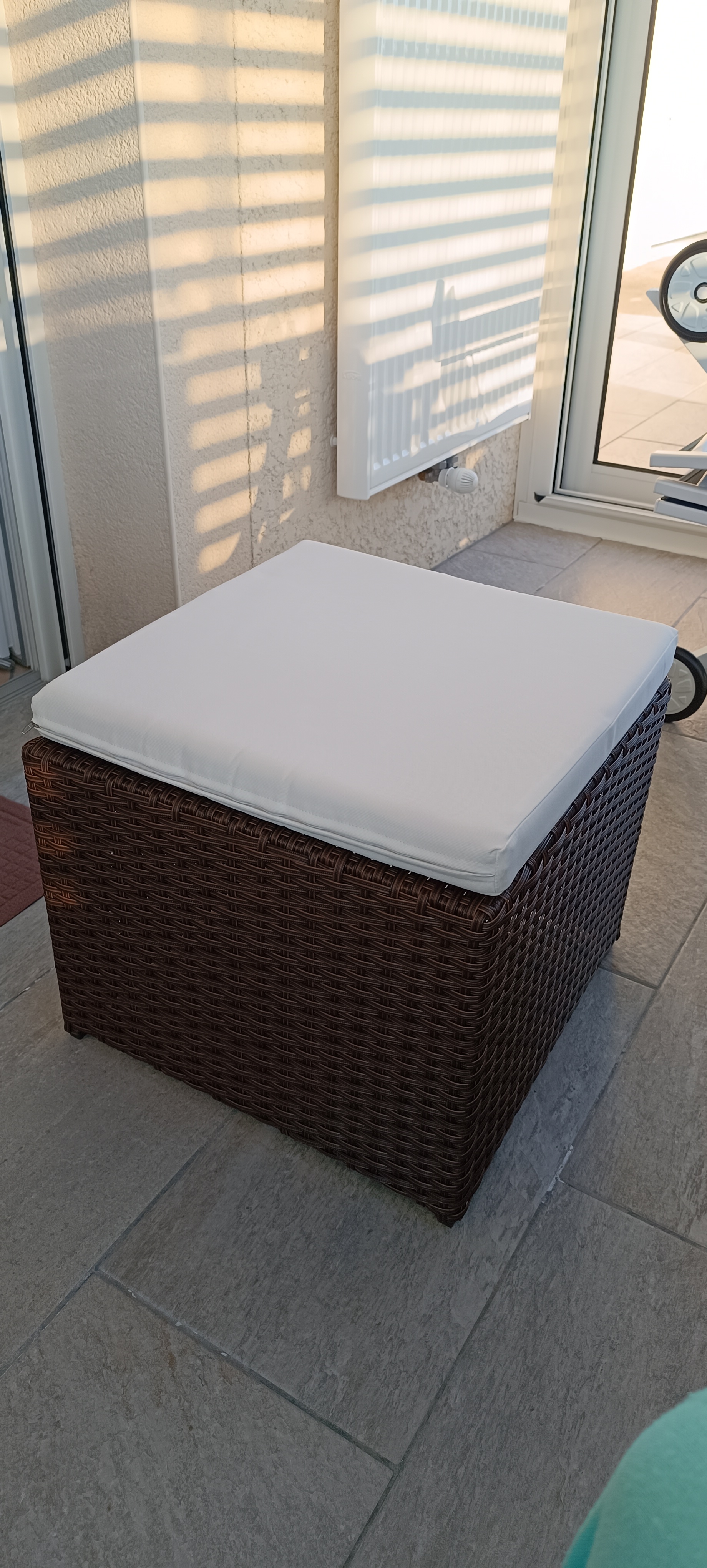 ENSEMBLE REPAS EN RESINE TRESSEE 450 All�riot (71)