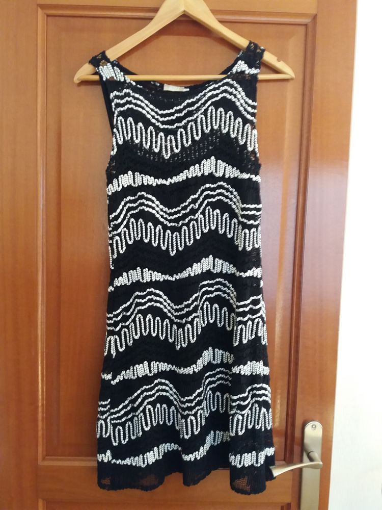 Ensemble robe d'�t� au crochet et son gilet 30 Pr�failles (44)