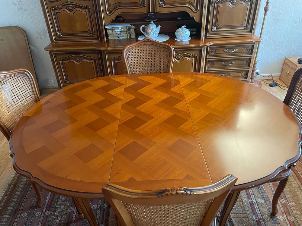 Ensemble salle � manger style r�gence Louis XV table et buff 300 Coigni�res (78)