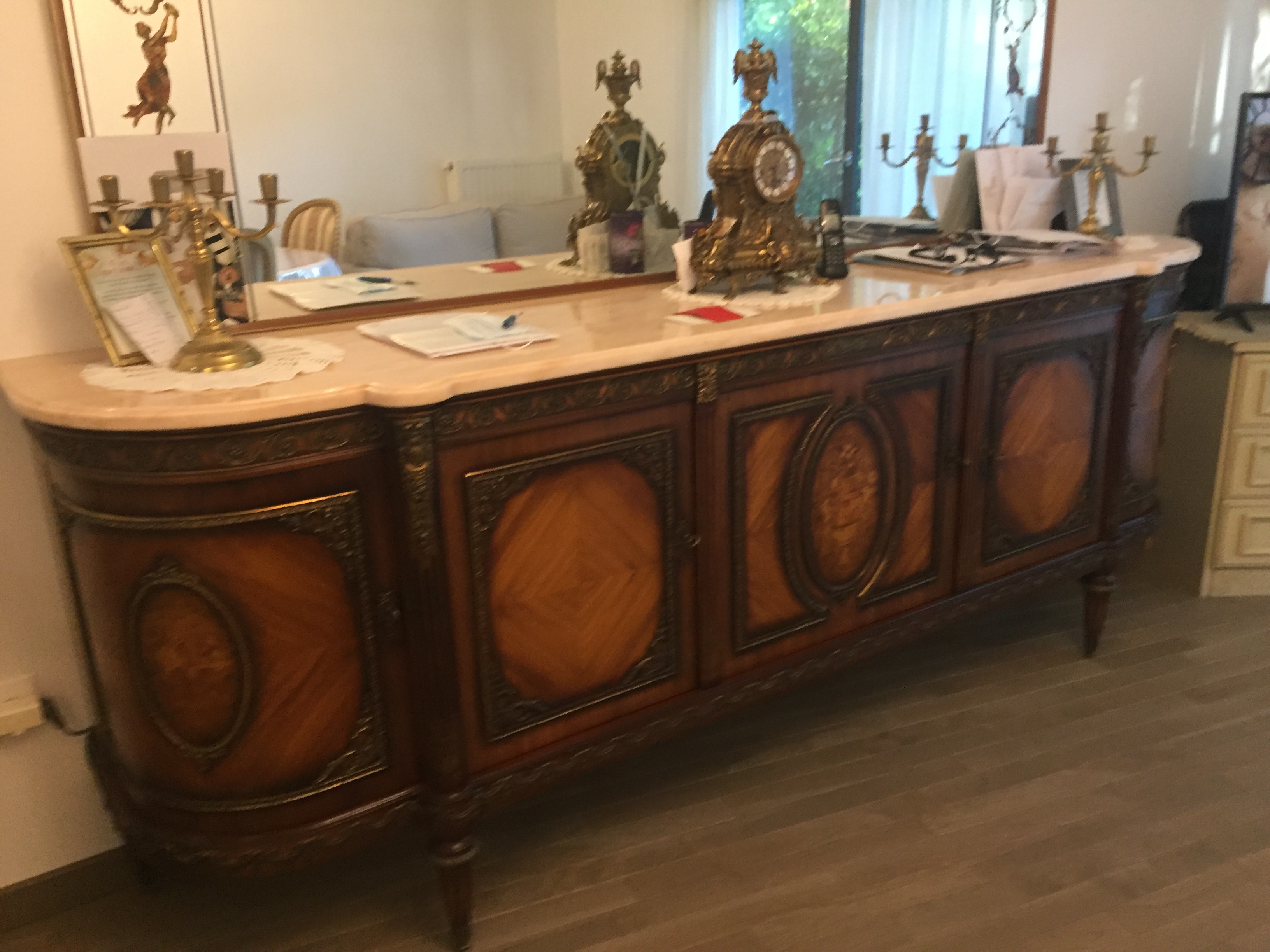 Ensemble Salle � manger - Style Louis XVI - Signature de p 0 Le Raincy (93)