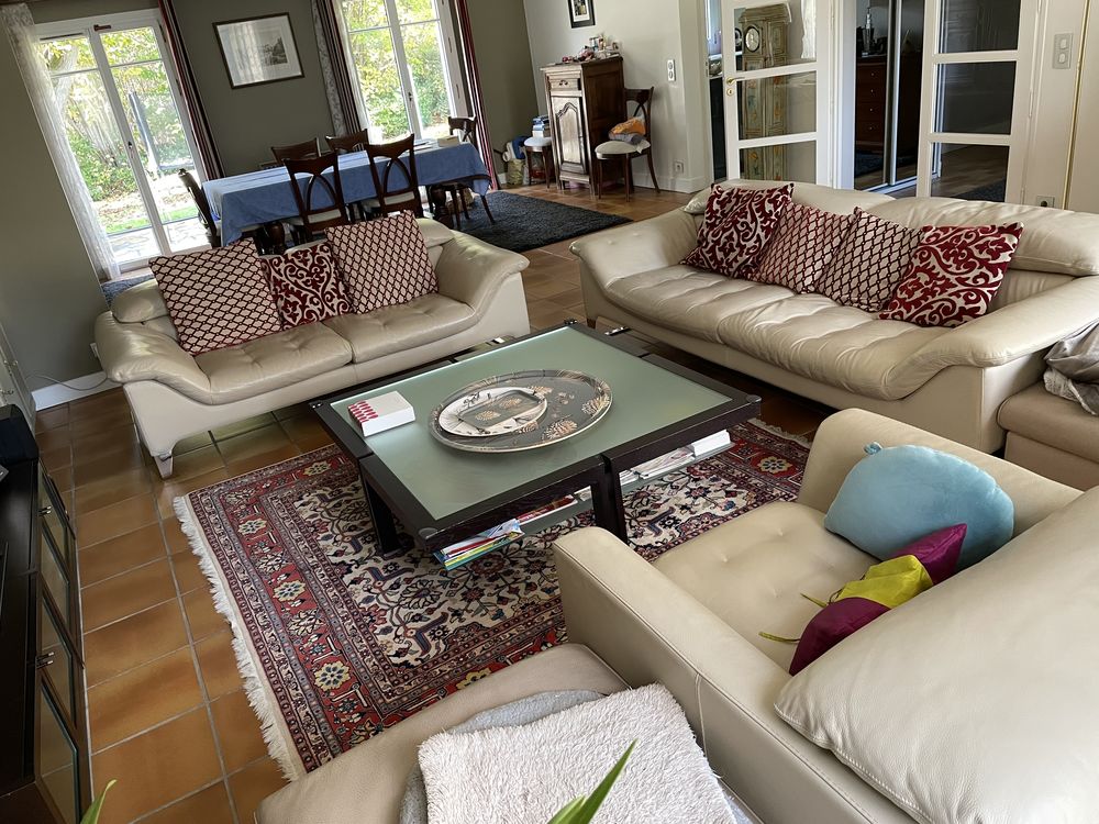 Ensemble de salon 1400 Le Mesnil-le-Roi (78)