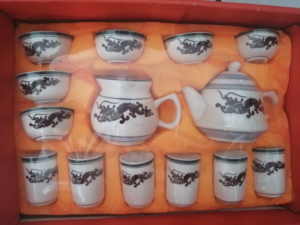 Ensemble service � Th� chinois dragon changeant de couleurs 50 Habsheim (68)