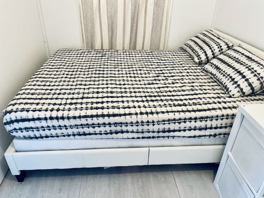 Ensemble lit+ sommier+ matelas 400 Vaucresson (92)