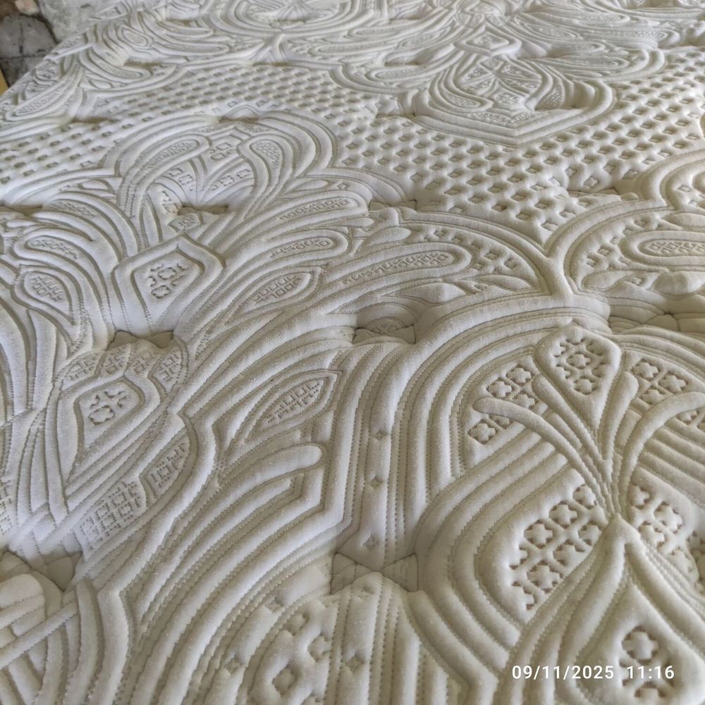 Ensemble sommier et matelas
350 Cl�r�-du-Bois (36)