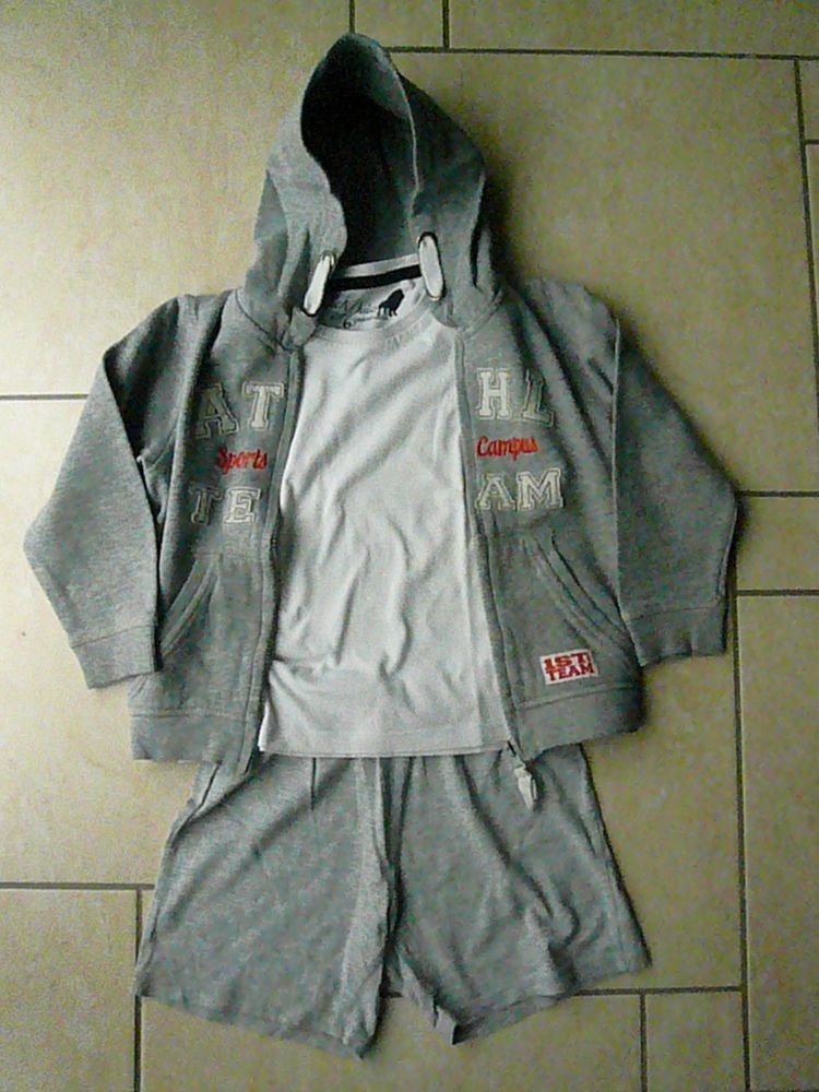 Ensemble de sport 3 pi�ces 6 ans (n�33) 12 Franqueville-Saint-Pierre (76)