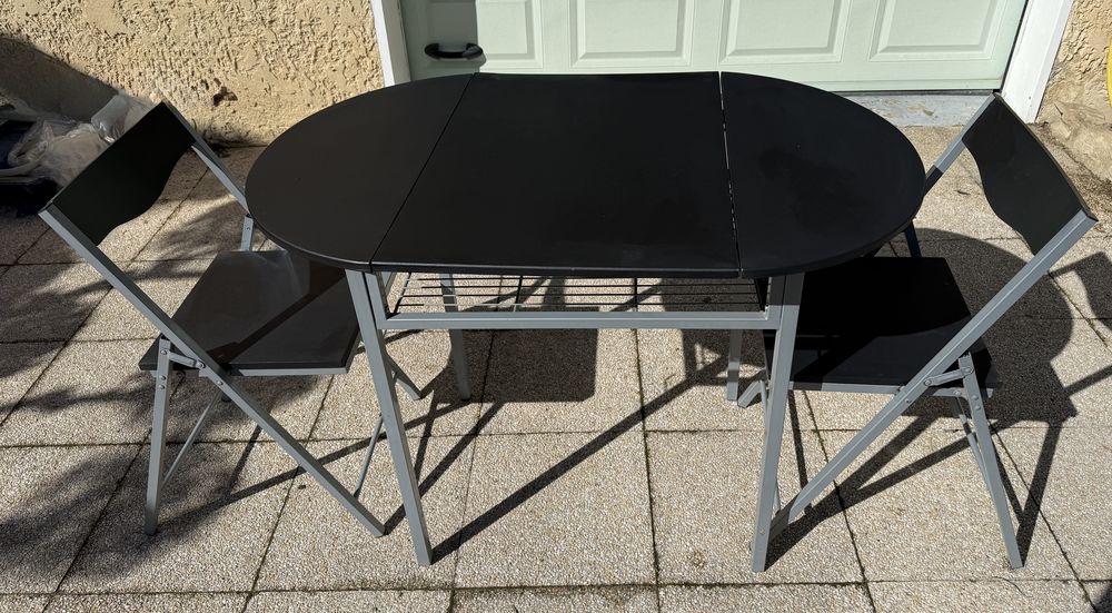 ensemble table avec 2 rallonges rabattables et 2 chaises 0 Villeneuve-l�s-Avignon (30)