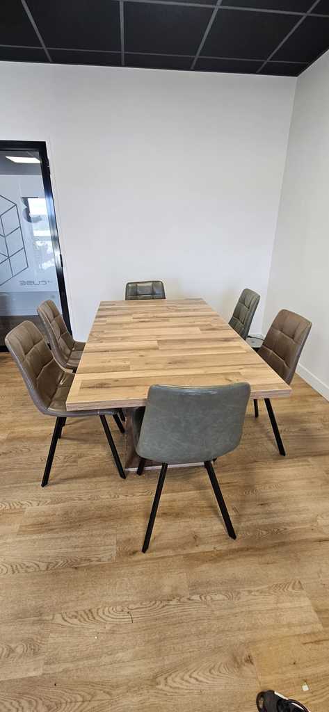 Ensemble table et six chaises bois et tissu simili lavable 250 Montauban (82)