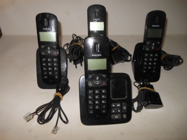 Ensemble de 4 telephones fixes 10 Gr�zieu-la-Varenne (69)