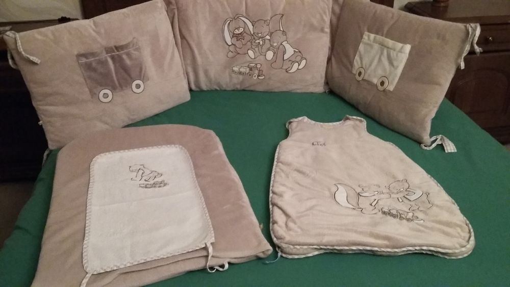 Ensemble tour de lit, gigoteuse, matelas � langer 30 Villey-Saint-�tienne (54)