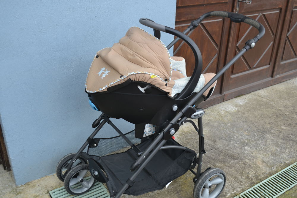 Ensemble trio poussette + coque + nacelle Trophy avenue B�b� 0 Fabas (82)