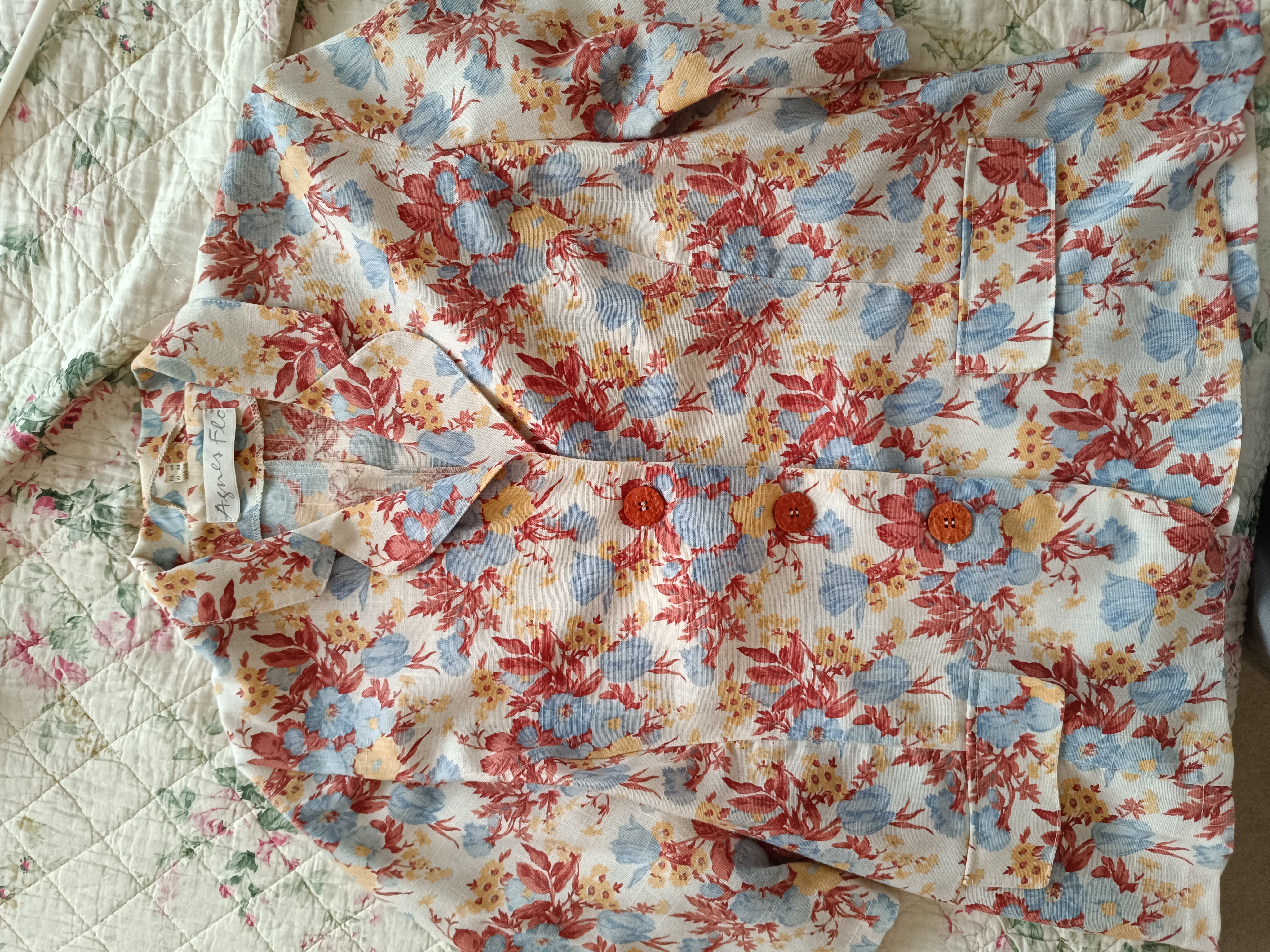 Ensemble veste/jupe fleurie 15 Mont�limar (26)