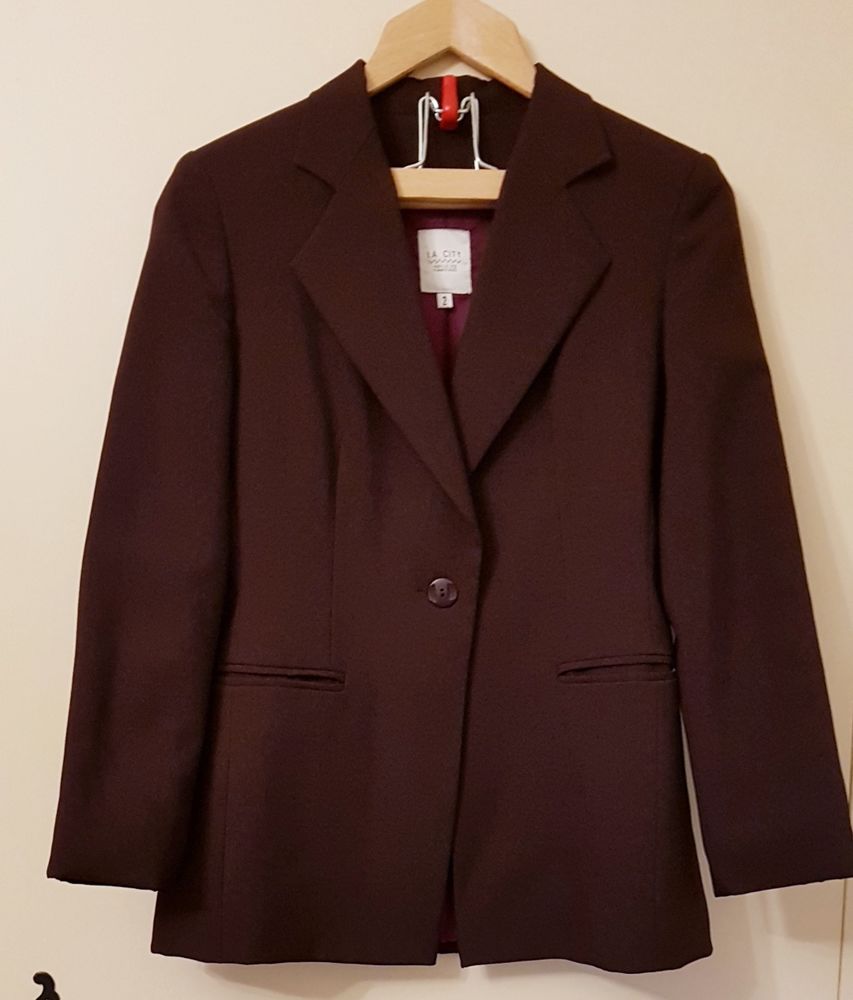 Ensemble veste et pantalon bordeaux NEUF 25 Marignane (13)