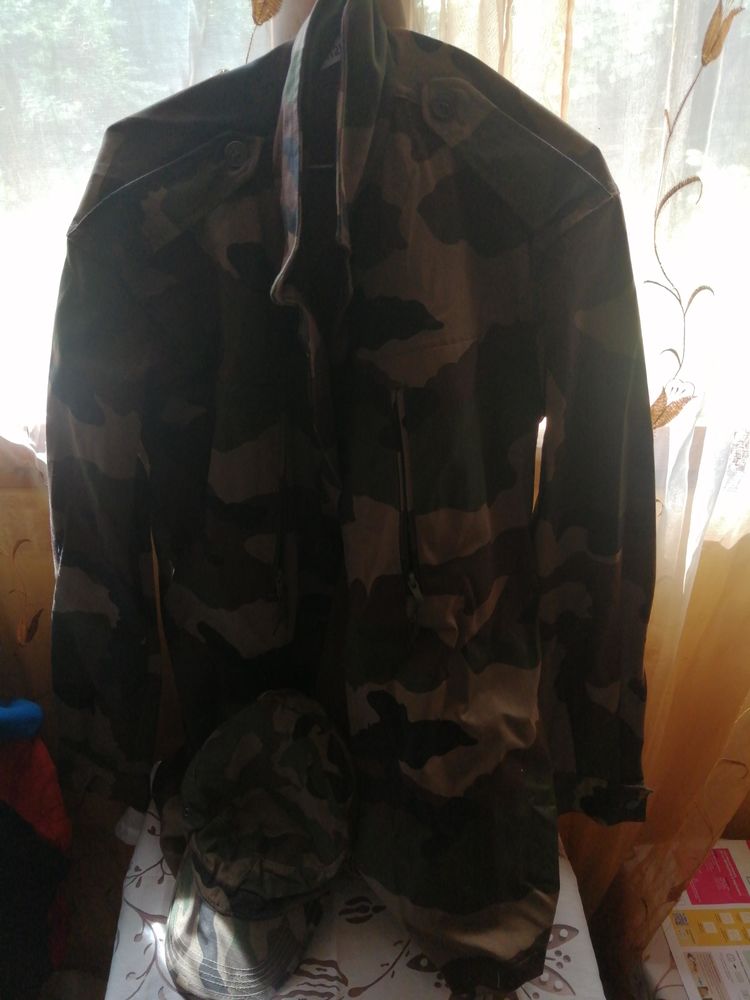 ensemble veste pantolon casquette 44 Les Authieux-sur-le-Port-Saint-Ouen (76)