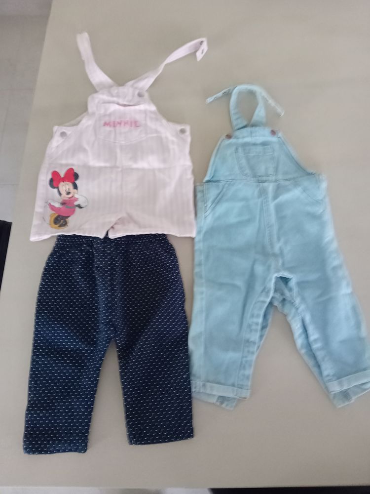 Ensemble V�tements Fille/B�b�/12Mois 3 Saint-Dizier (52)