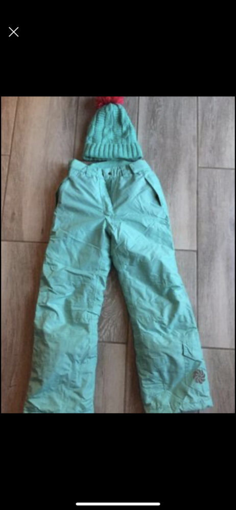 Ensemble ski 10 ans 20 La Fert�-Gaucher (77)