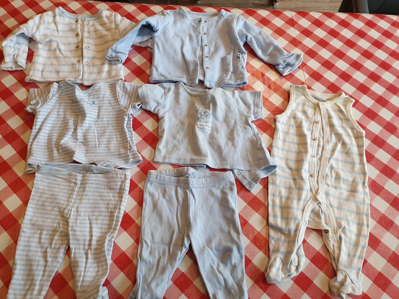 Lot de 2 Ensembles bebe - 3/6 mois 
7 Aubvillers (80)