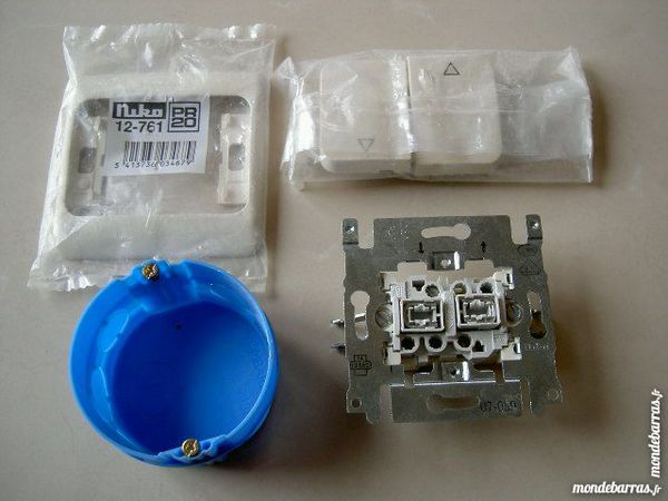 8 ensembles: m�canisme + doigt + plaque NIKO + bte 30 Fournet-Blancheroche (25)