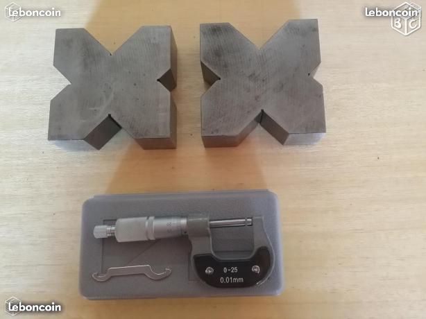 Lot de ves de 4 entailles acier et microm�tre 120 Valencin (38)