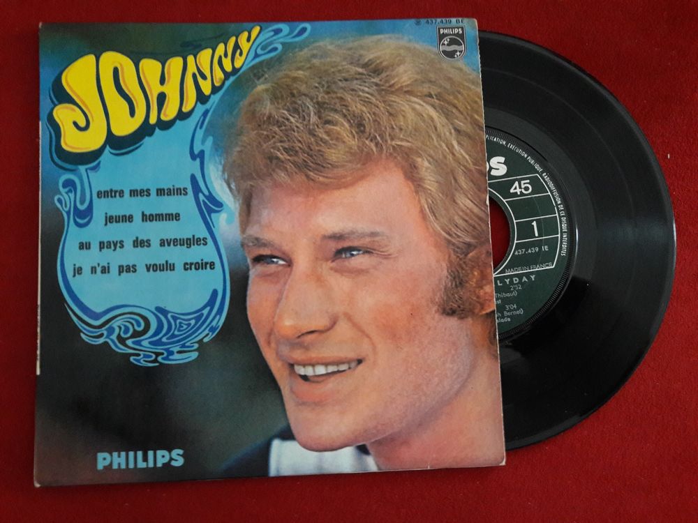 ENTRE MES MAINS  N� 437.439 9 Decazeville (12)