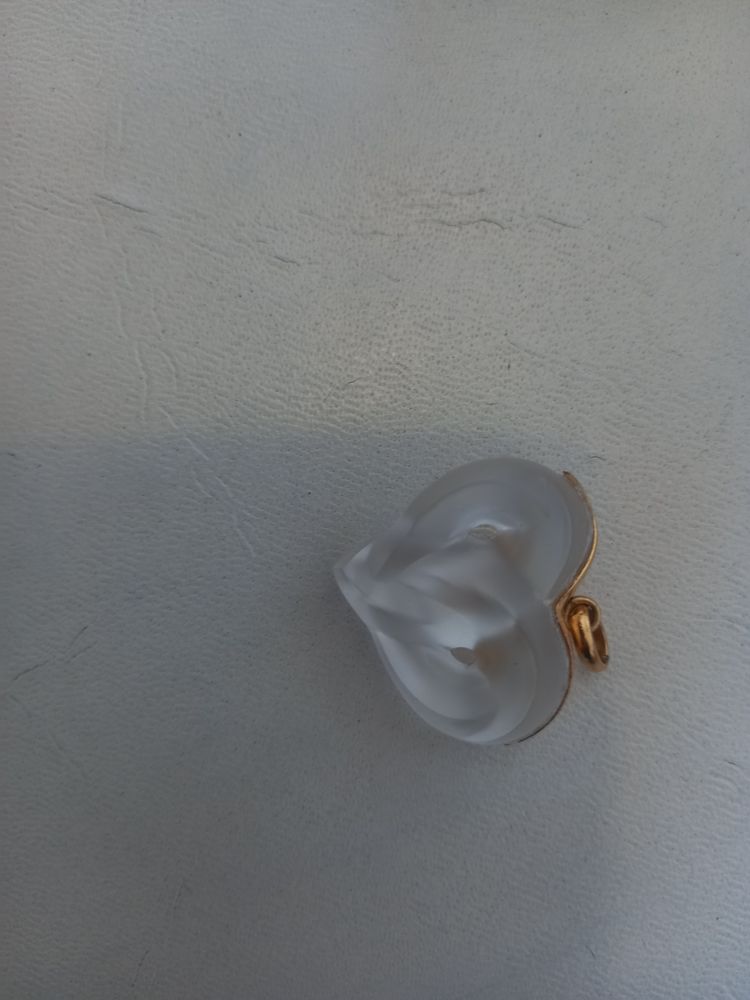 C?ur entrelac�s en cristal lalique 110 Paris 14 (75)