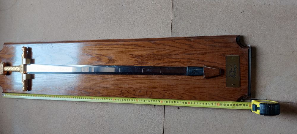 �p�e sur support bois 90 Saint-Laurent-du-Pape (07)