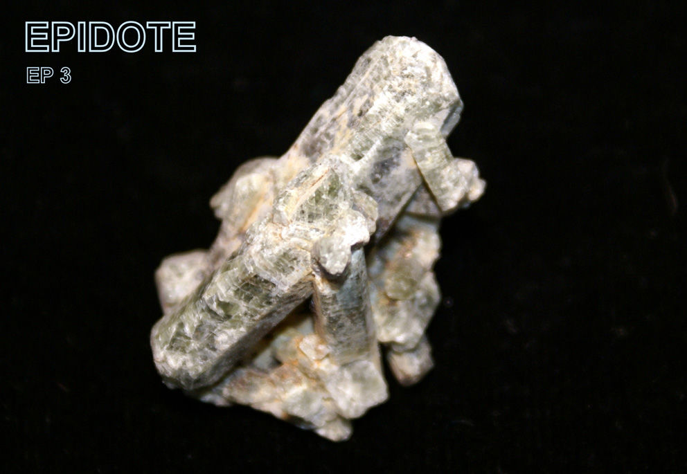 EPIDOTE - MINERAUX DE COLLECTION 20 Saint-M�dard (16)