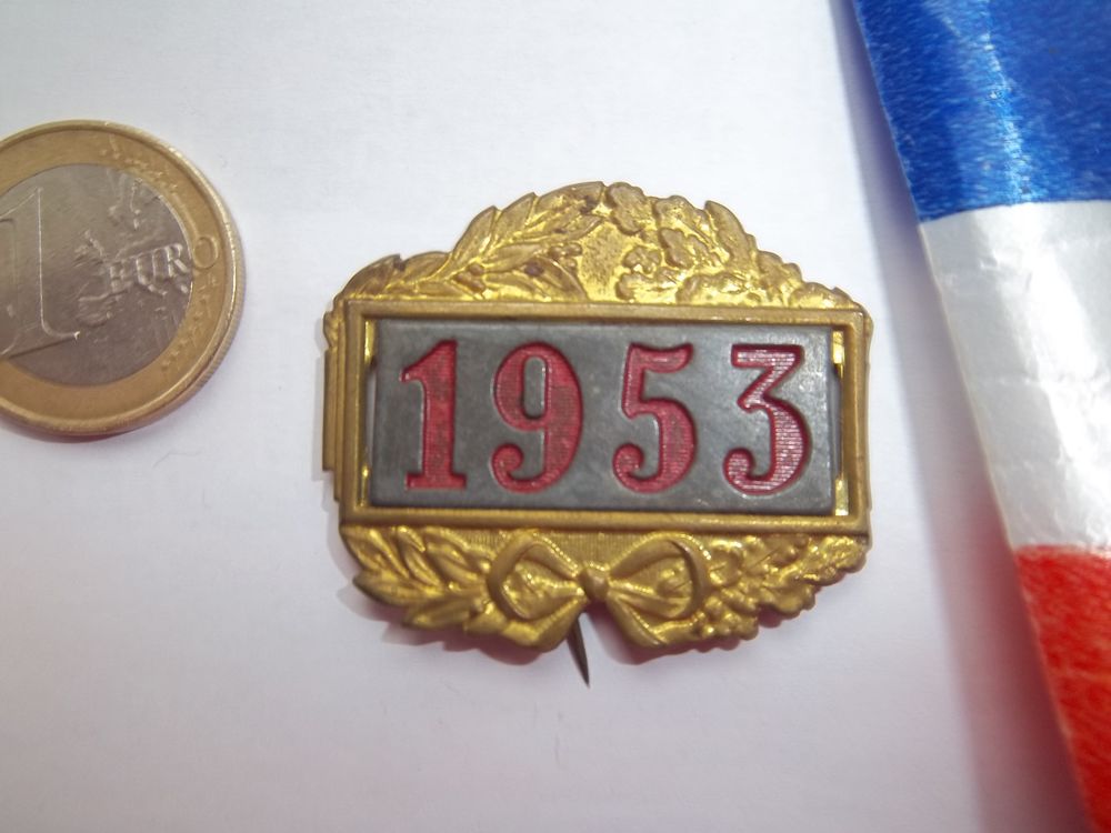 �pinglette insigne militaire conscrit  classe 1953  5 Valognes (50)