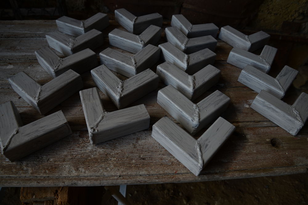 20 �querres peintes tubes soud�s �pais 40 x 40 39 Saint-Clair-sur-Galaure (38)