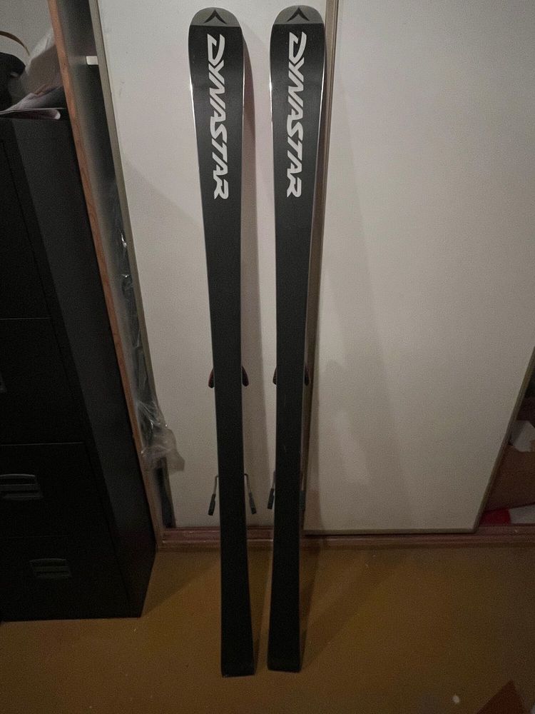 Equipement de ski complet pour femme 1,60, chaussures 39 95 Versailles (78)