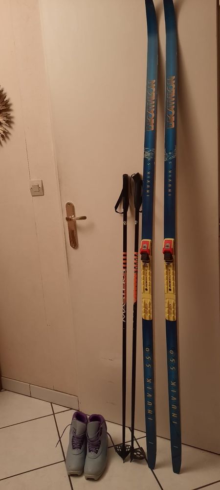 - EQUIPEMENT SKI DE FOND FEMME TRES BON ETAT 60 Ach�res (78)