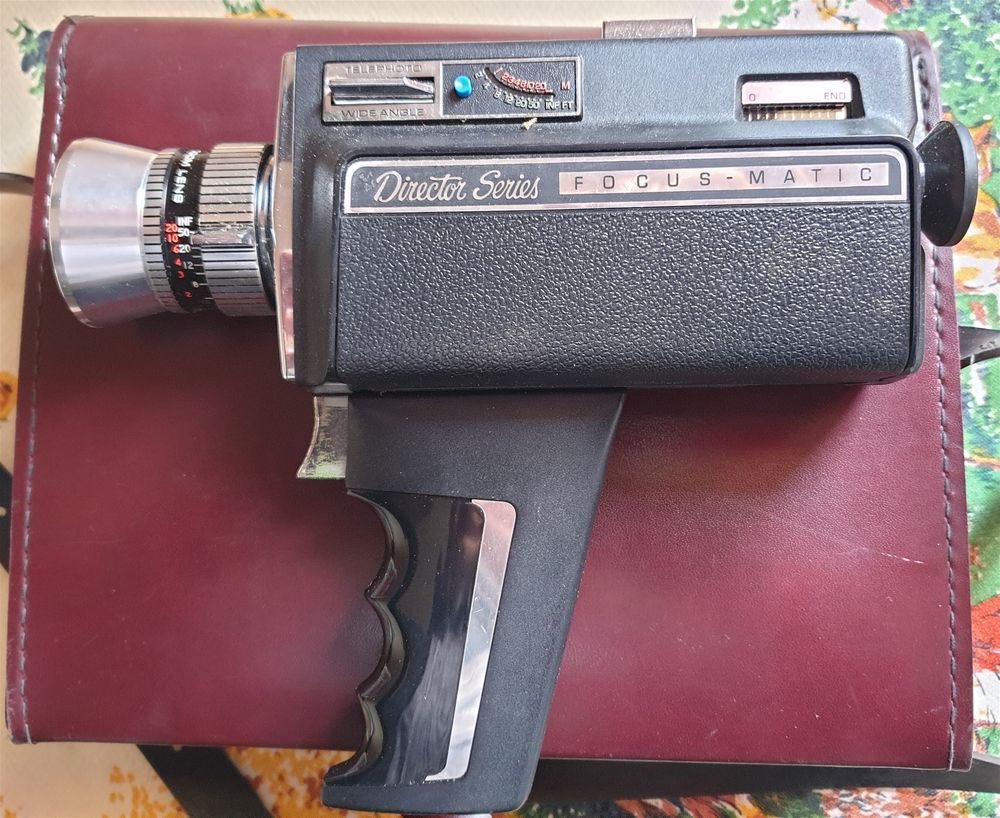 -  Equipement SUPER 8  vintage 100 Foix (09)